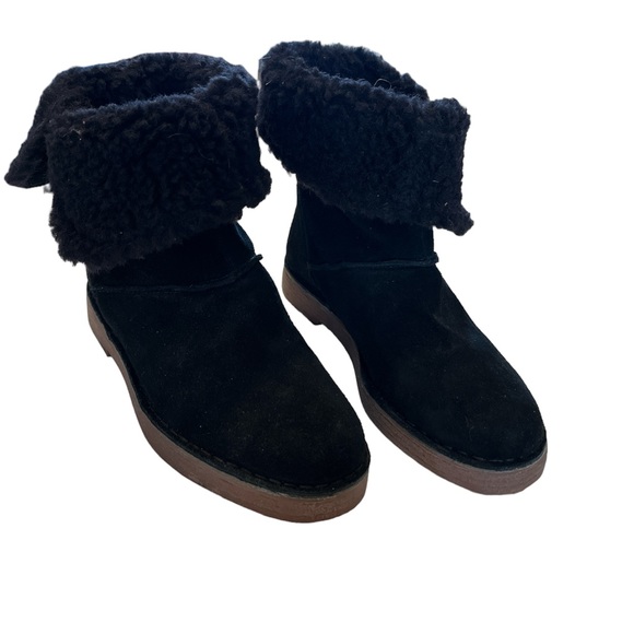 Clark’s Sueded Boots NWT - Picture 1 of 9